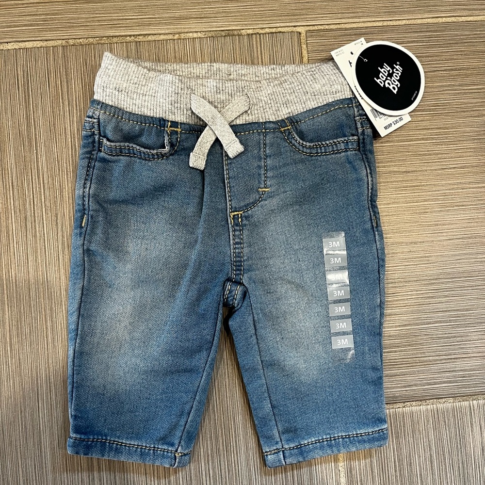 Baby b’gosh size 3M jeans NWT